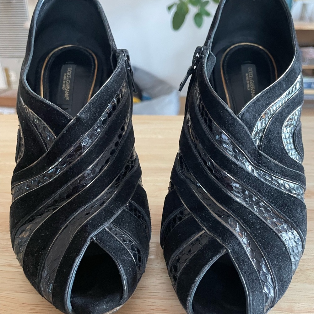 Dolce & Gabbana Black Strappy Peep-Toe Heels